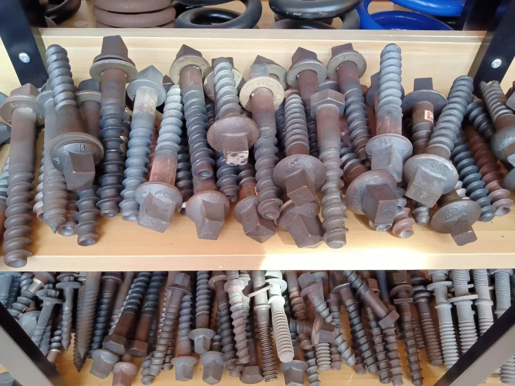 Sleeper Carbon Steel Screw Spikes Sleeper Carbon Steel Screw Spikes